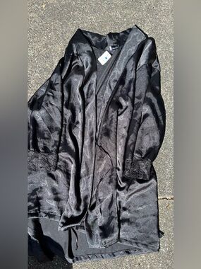 Black Satin Robe wiLace Cuff